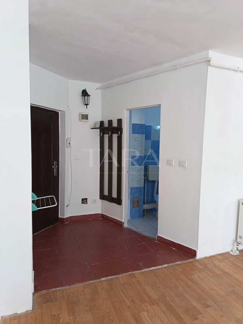 Apartament 1 cameră renovabil cu parcare inclusă în acte – Florești. - Poză 5