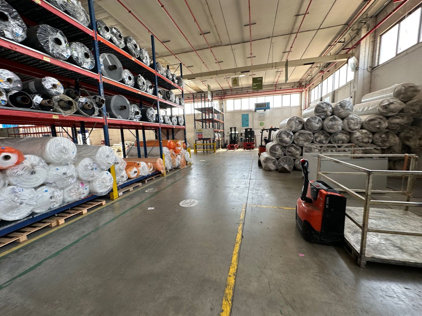 Hala de productie in Calea Sagului - Poză 12