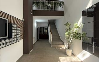 Închiriez apartament 3 camere, Unirii, renovat, centrală proprie - Poză 7