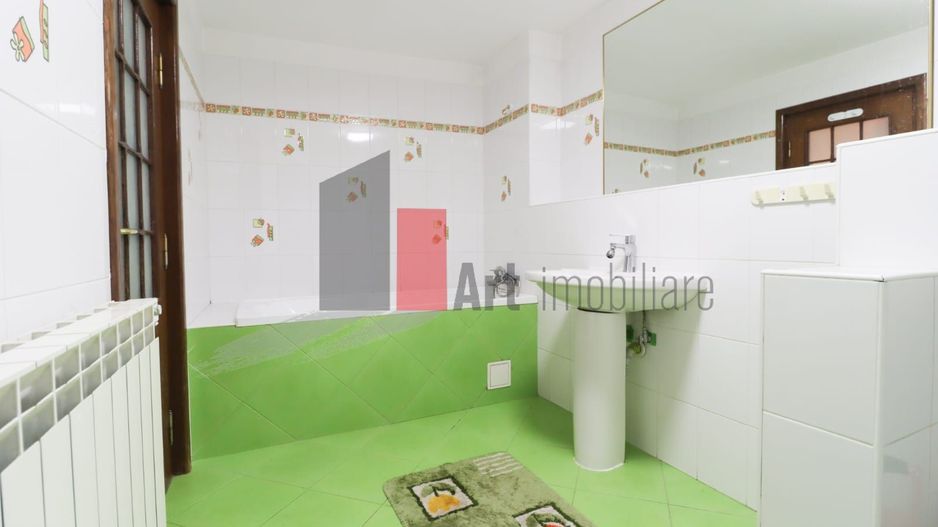 Vila "VARDA" , 200 MP utili, teren 160 mp - Poză 19