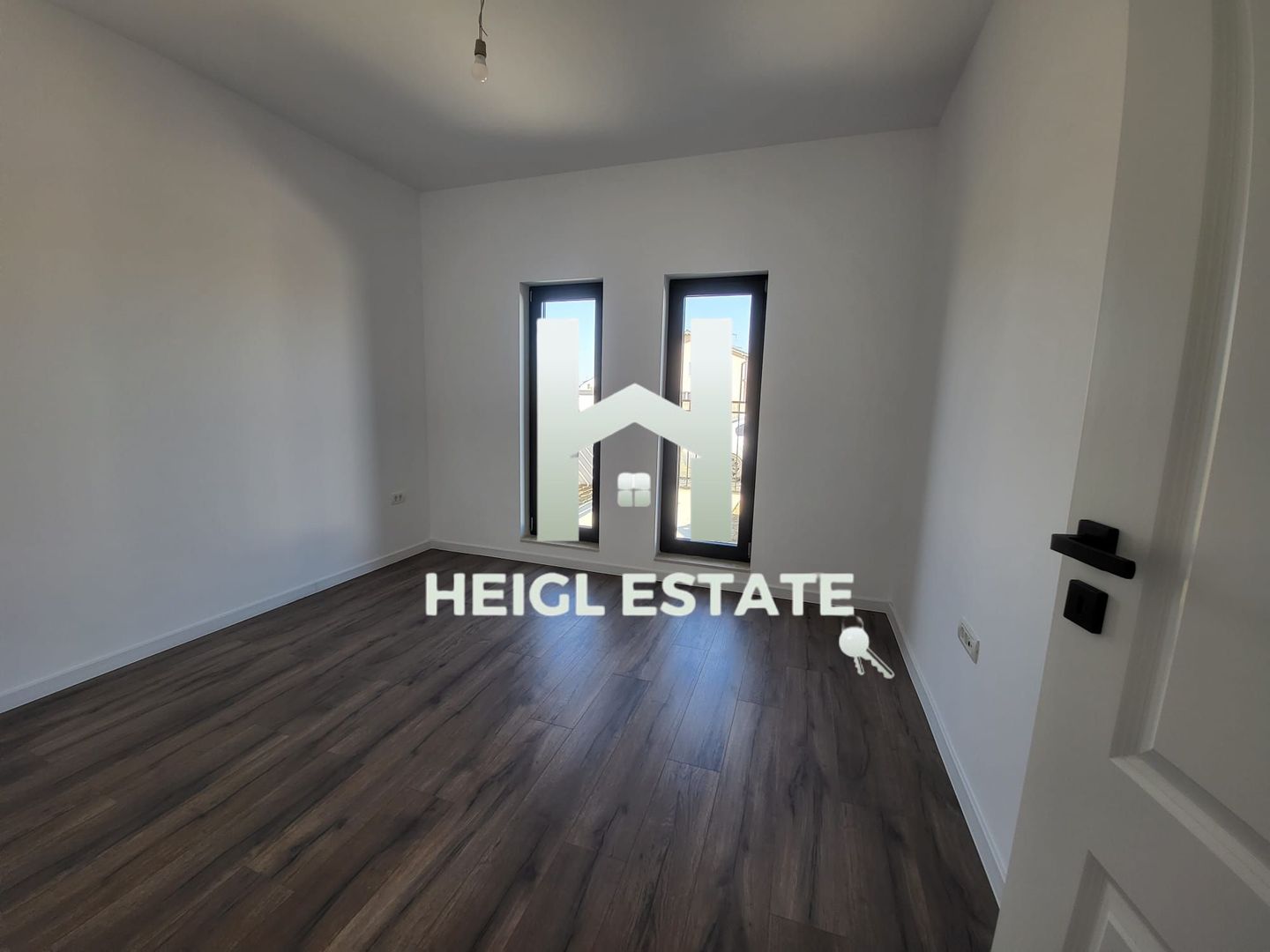 Duplex cu 4 camere in Mosnita Noua - Poză 2