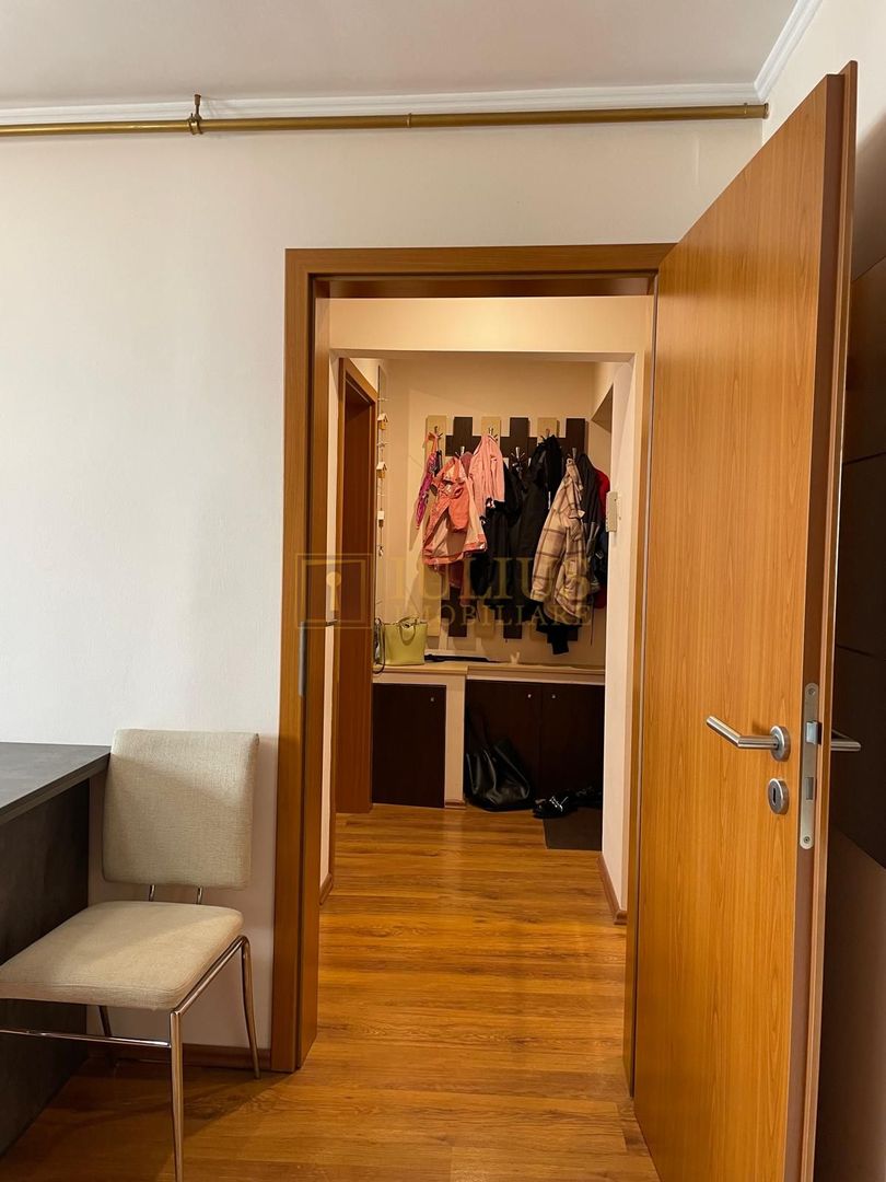 3 camere + boxa depozitare in zona Complex Studentesc, Sala Olimpia - Poză 11