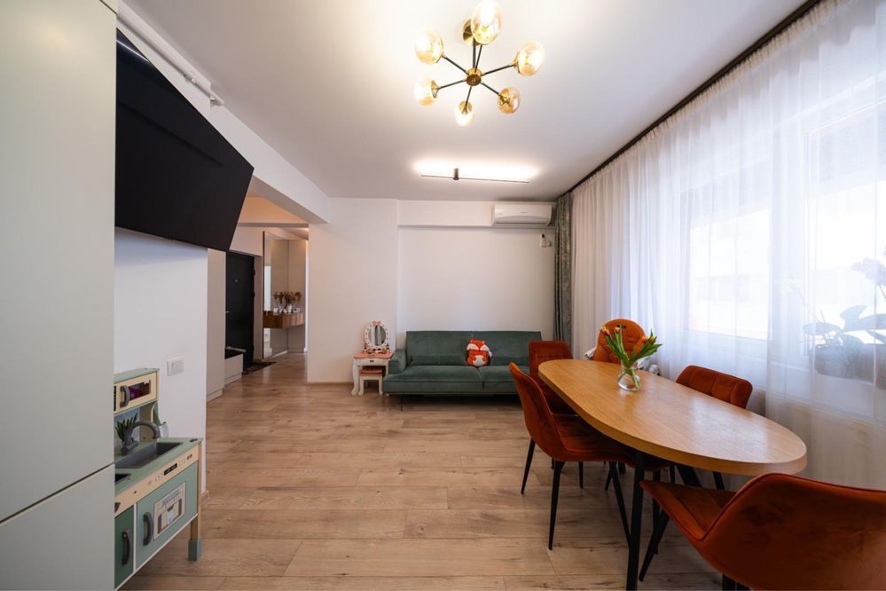 Apartament 3 camere, in mobil Lux tip boutique. Zona metrou Aparatorii Patriei. - Poză 1