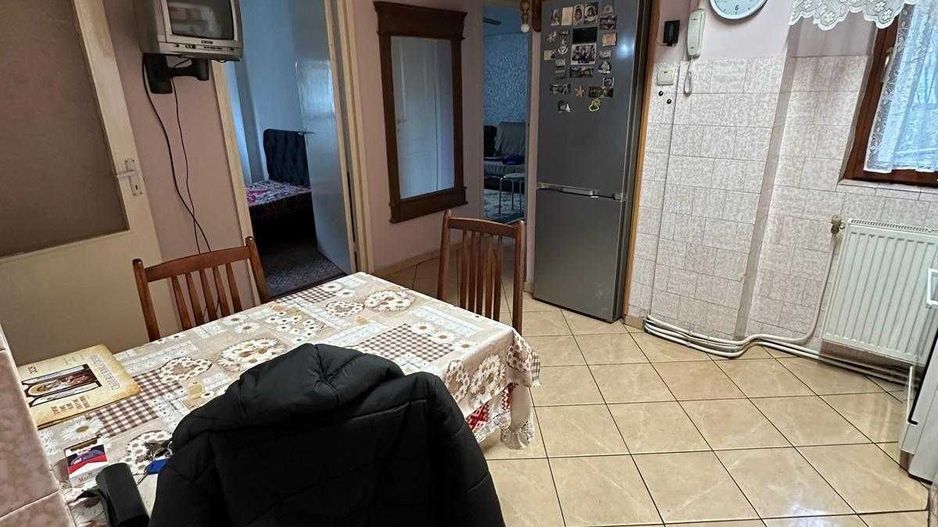 BRASADAS vinde ap 3 cam decomandat Micro 16 etj 1/4. - Poză 6