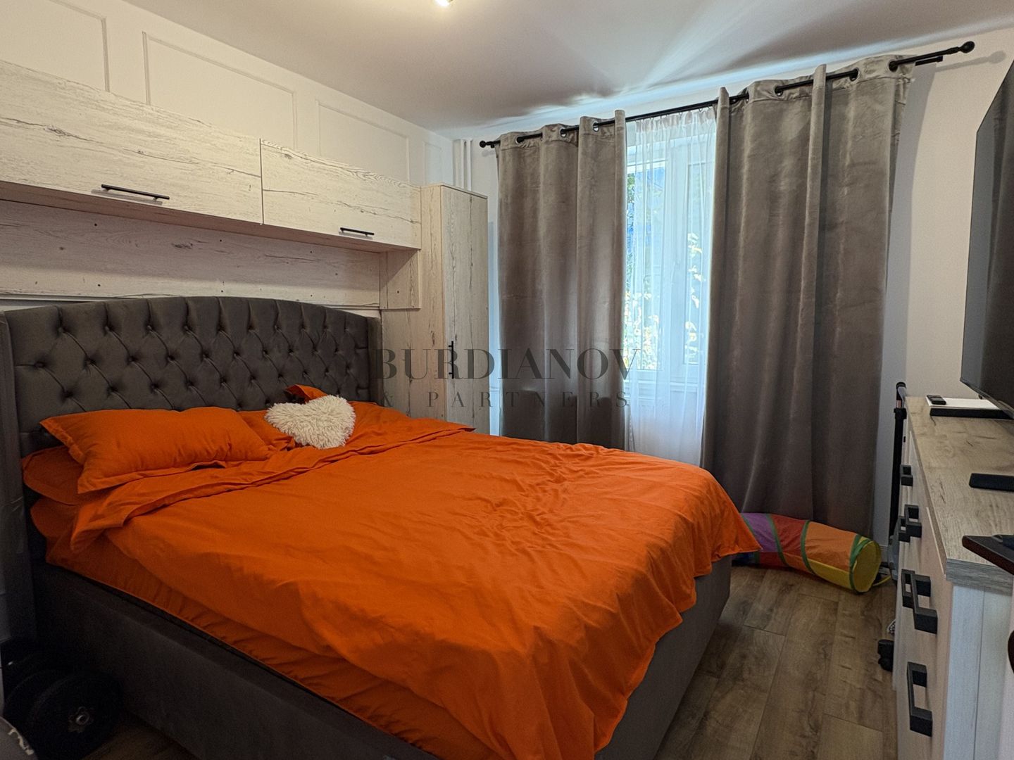 Apartament cu 2 camere de vânzare Metrou 1 Decembrie 1918 - Titan - Poză 9