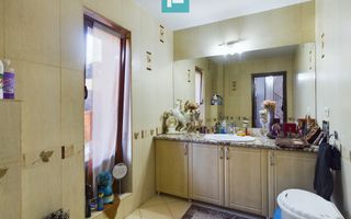 Casă pe Strada Oituz - Poză 24