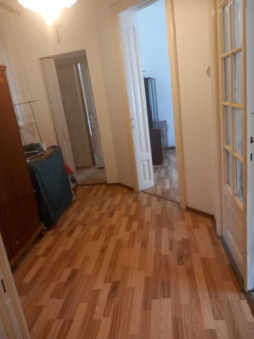 De vanzare Apartament 2 camere, Budapesta, Tineretului, Unirii - Poză 1