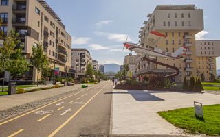 Kasper Coresi, Apartament 3 camere decomandat, 2 bai, parcare+boxa - Poză 12