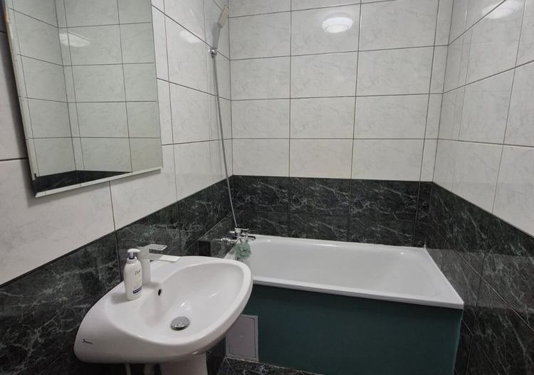 De Inchiriat Garsonieră moderna, zonă Decebal - Poză 7