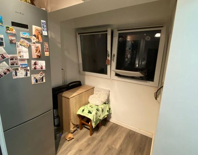 Garsoniera mobilata si utilata la vanzare - Poză 1