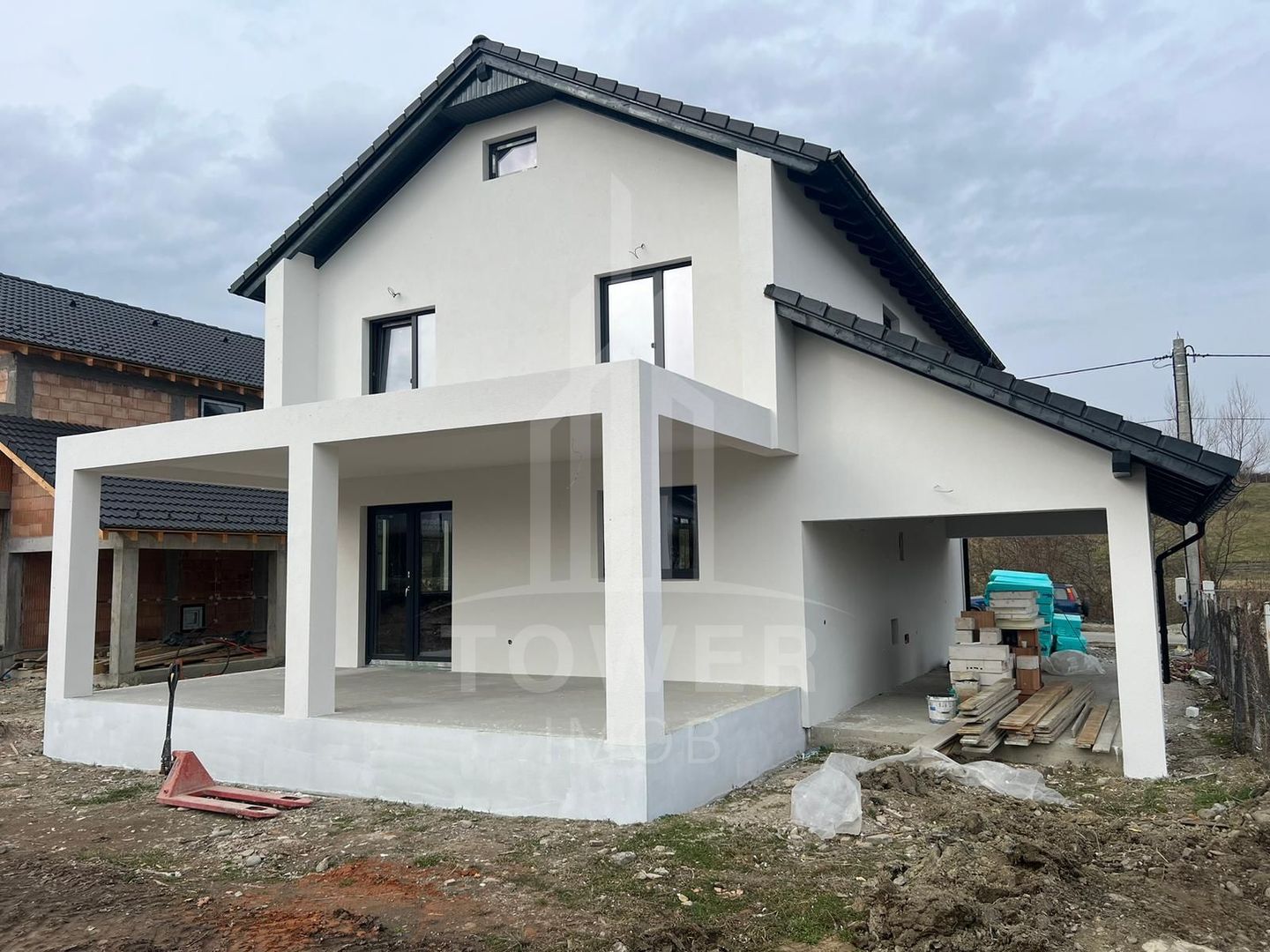 Casa de vanzare - 3 dormitoare, balcon, terasa, carport - Orlat, Sibiu - Poză 5