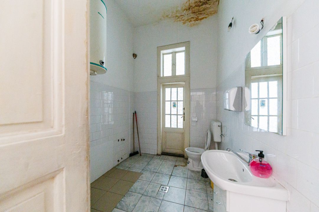 Zona istorică Traian–6 apartamente în imobil cu potențial, 621 mp, 759 mp teren - Poză 17