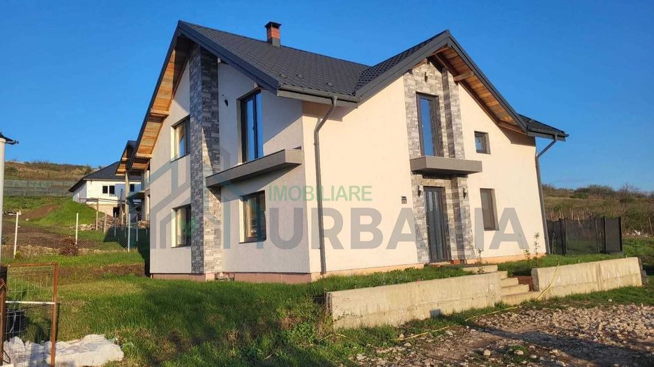 # Casă 140 mp, teren 404 mp, – Chicerea/Tomesti - Poză 2