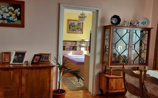 Ag EUROPA vinde ap 3 cam 90mp etaj 4 zona Closca. - Poză 3