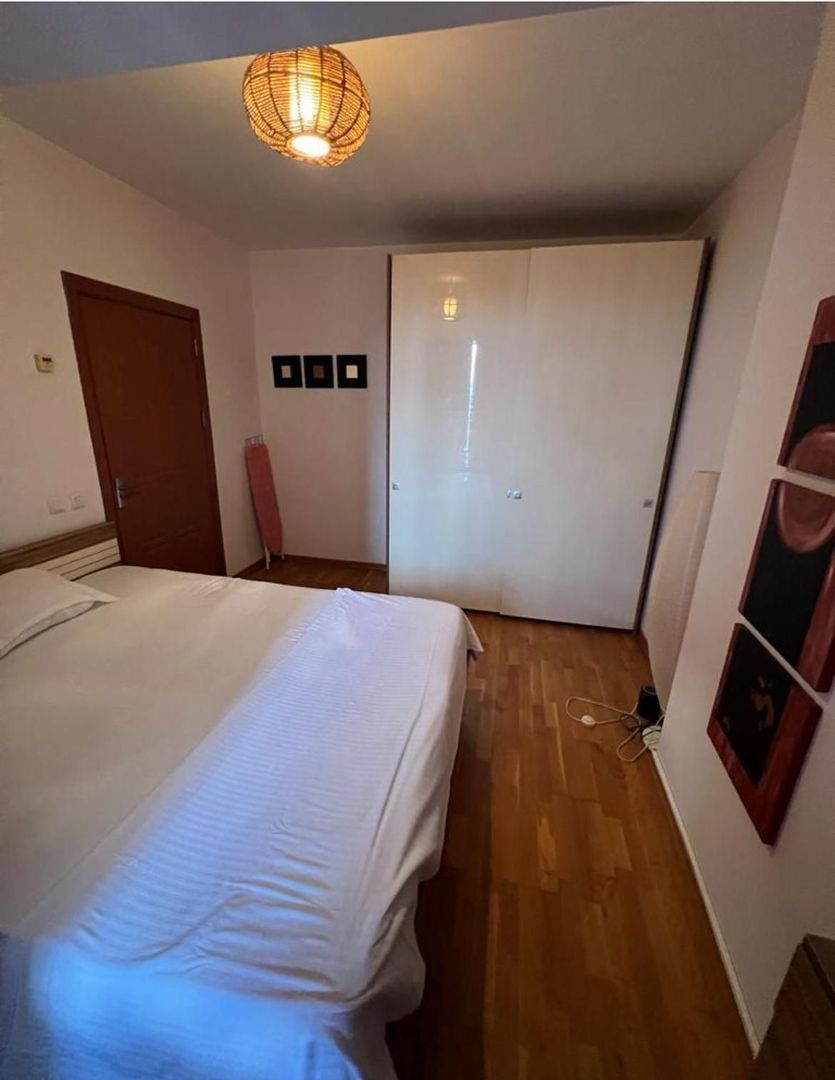 Închiriez apartament 2 camere, Decebal, mobilat și utilat, plan B - Poză 5