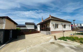 Casa pe principala in Giarmata  737mp teren - Poză 3