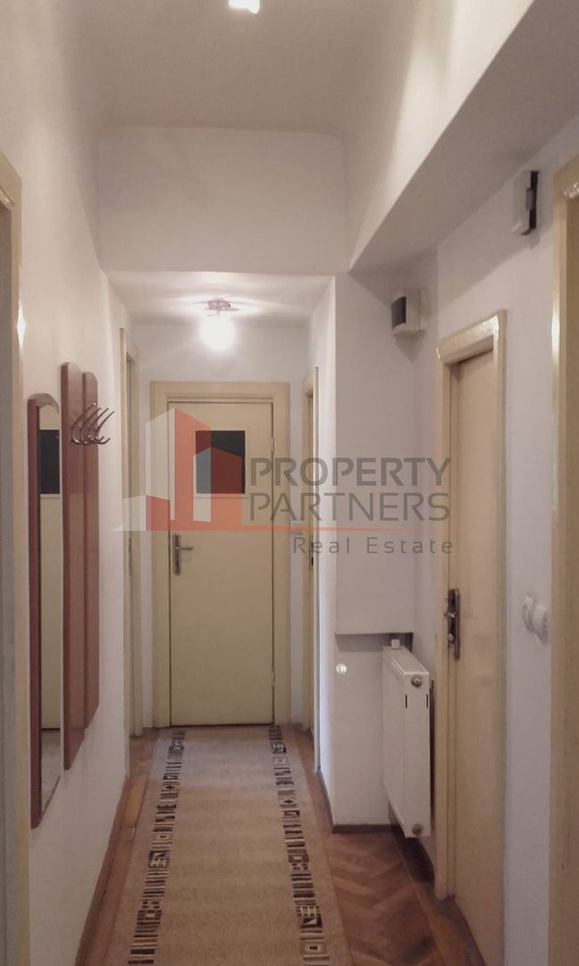 Apartament 3 camere, Bd. Carol I, vizavi de Hotel Montana, centrul Sinaiei - Poză 14