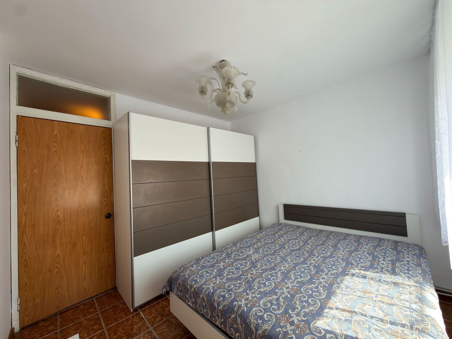 Apartament 3 camere etaj 3- Campulung-Zona Visoi! - Poză 6