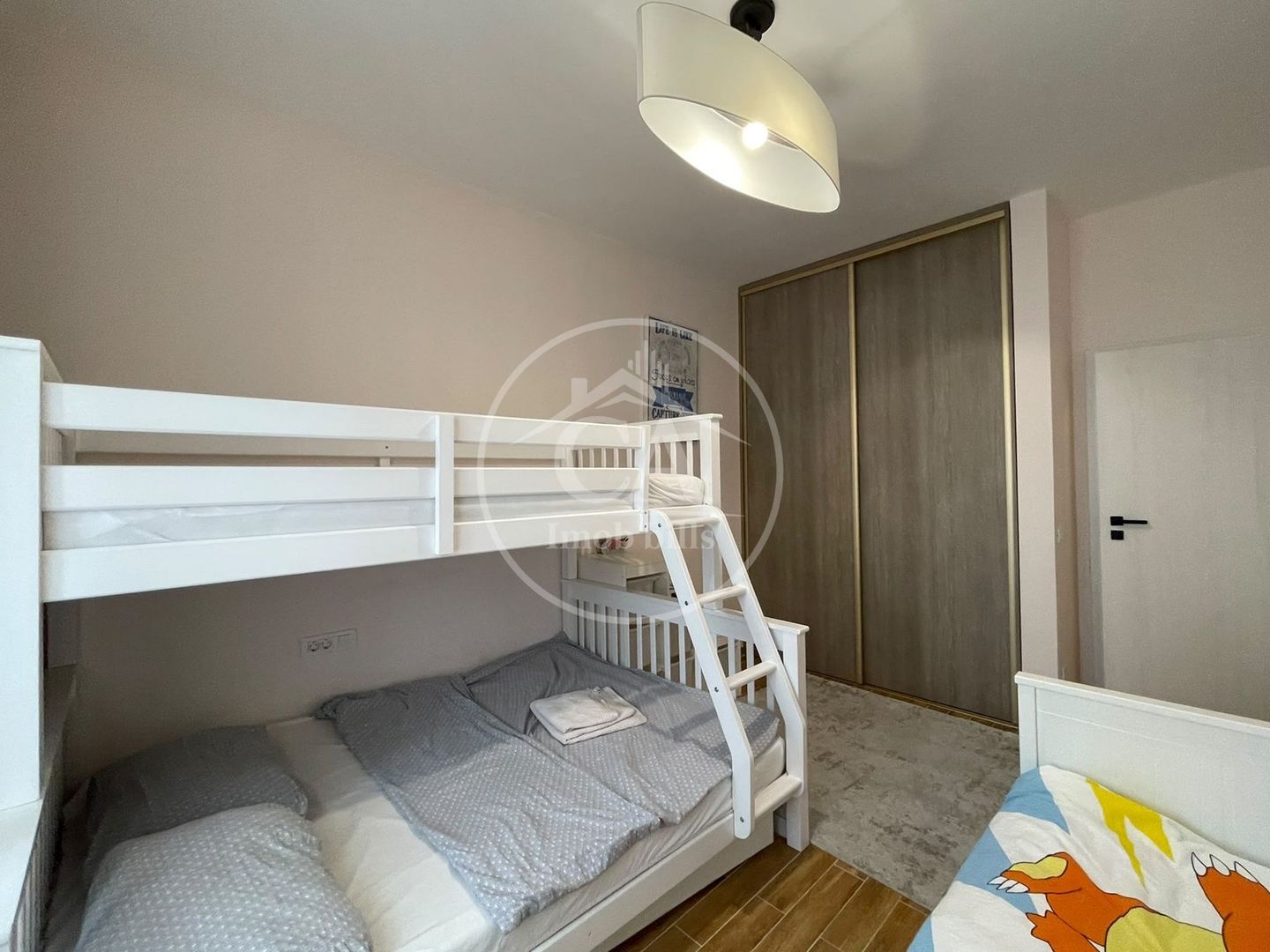 Apartament cu 3 camere de vanzare in Victoria Residence, Oradea RO E - Poză 8