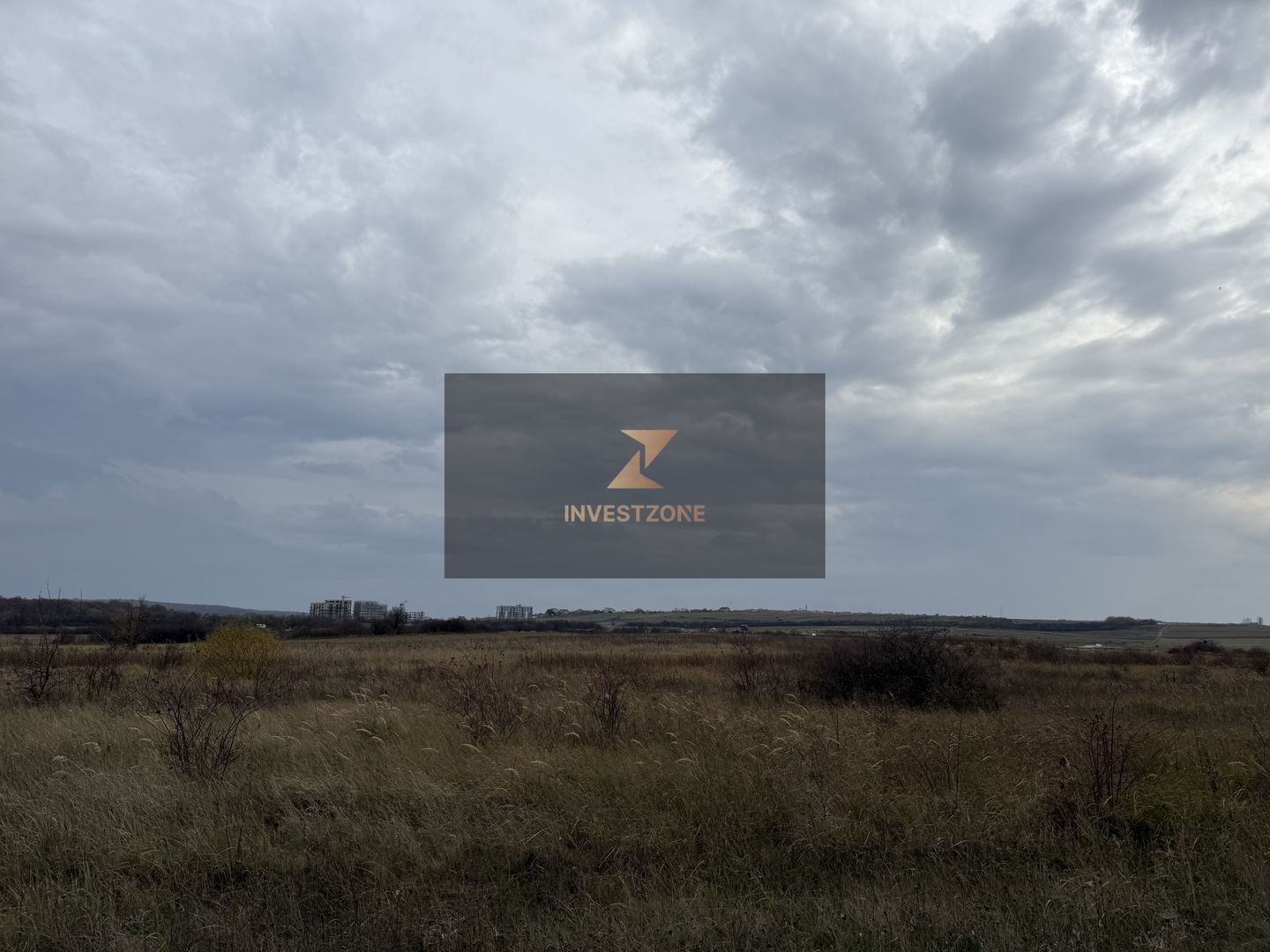 Teren intravilan cu dublu front stradal între Cihei și Cordau - Poză 6