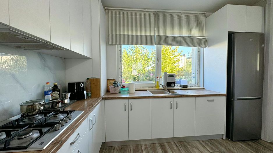 Vilă P+1 mobilată, 3 dormitoare, teren 460 mp, Tamasi - Corbeanca - Poză 6