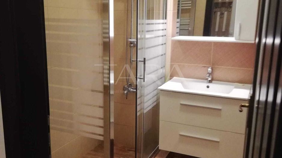 Apartament cu 2 camere și terasă în Europa - Poză 7