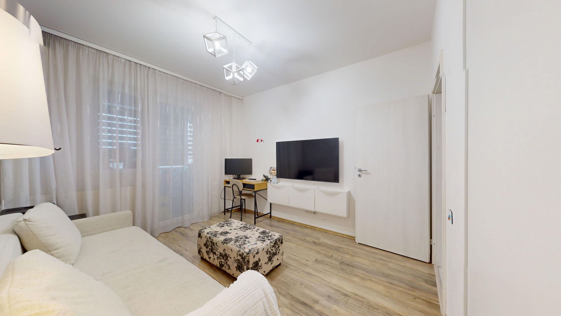 4 camere modern | Mobilat integral - Poză 8