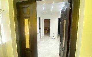 Valu lui Traian (COD 07) Casă  3 camere cu teren  de 930 mp - Poză 6