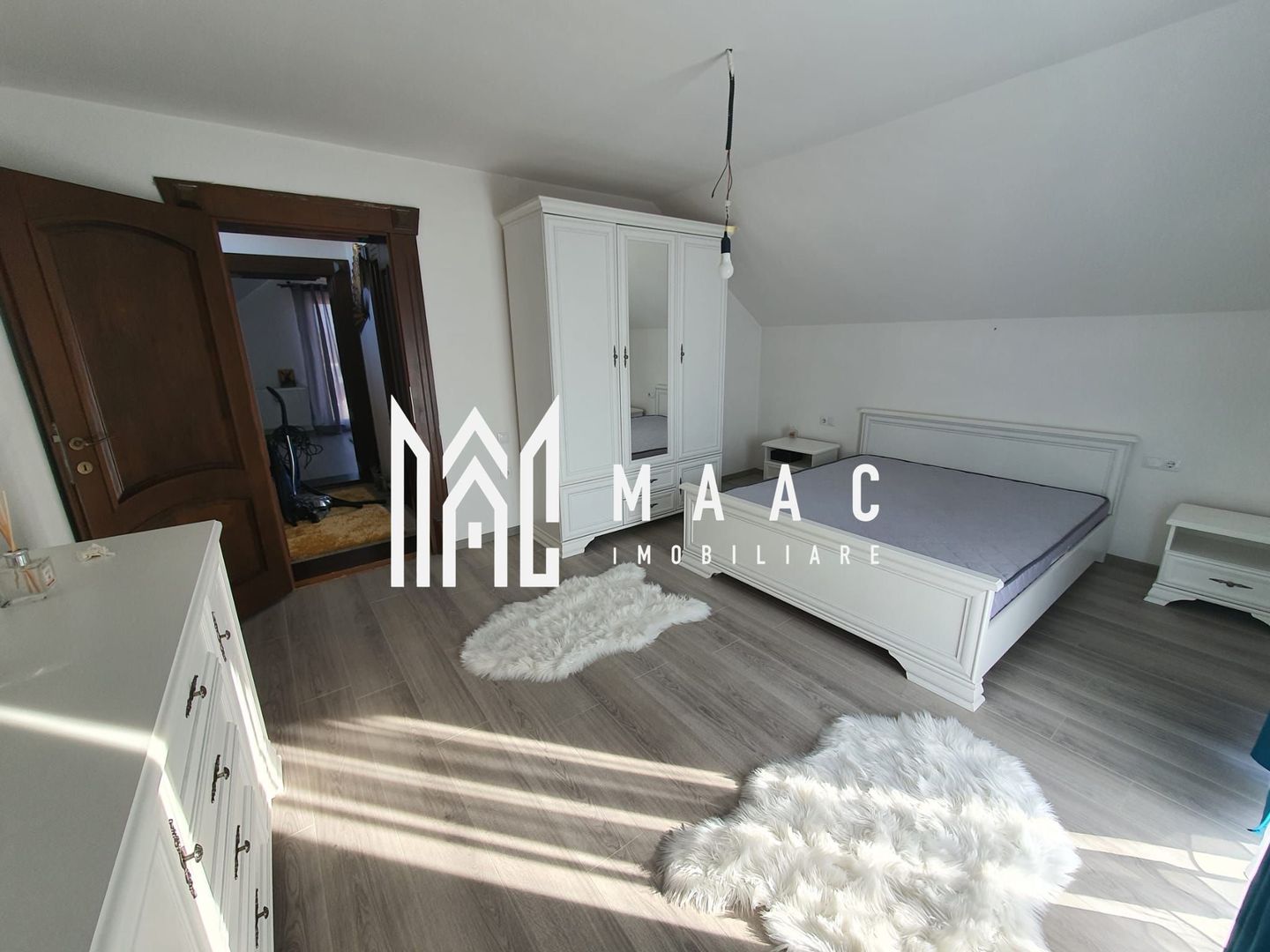 Casă 4 camere de închiriat | Șelimbăr | 134 mp | curte - Poză 15