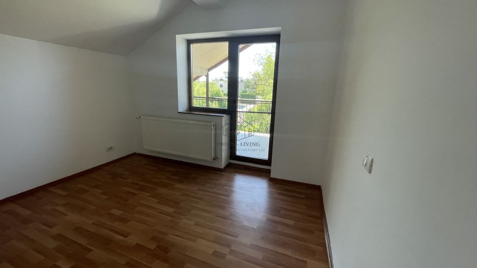 VILA CU 5 DORMITOARE IN COMPLEX REZIDENTIAL - Poză 19