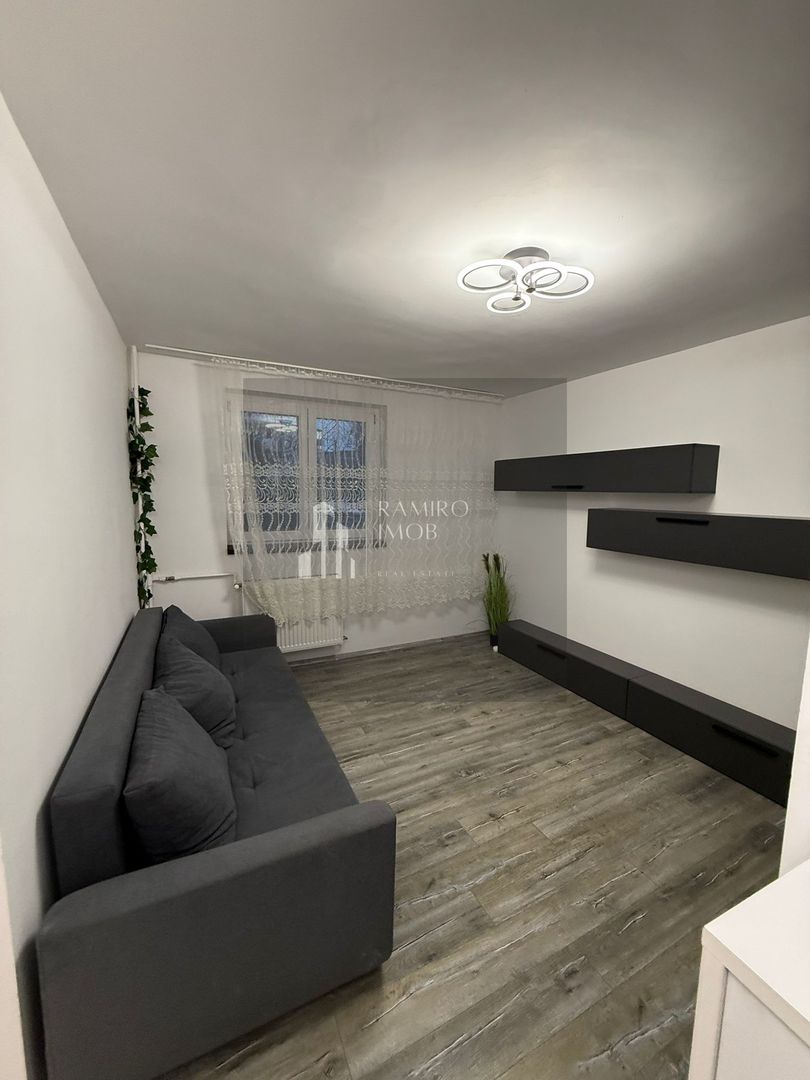 Apartament 2 camere semi-decomandat Salaj - Poză 4