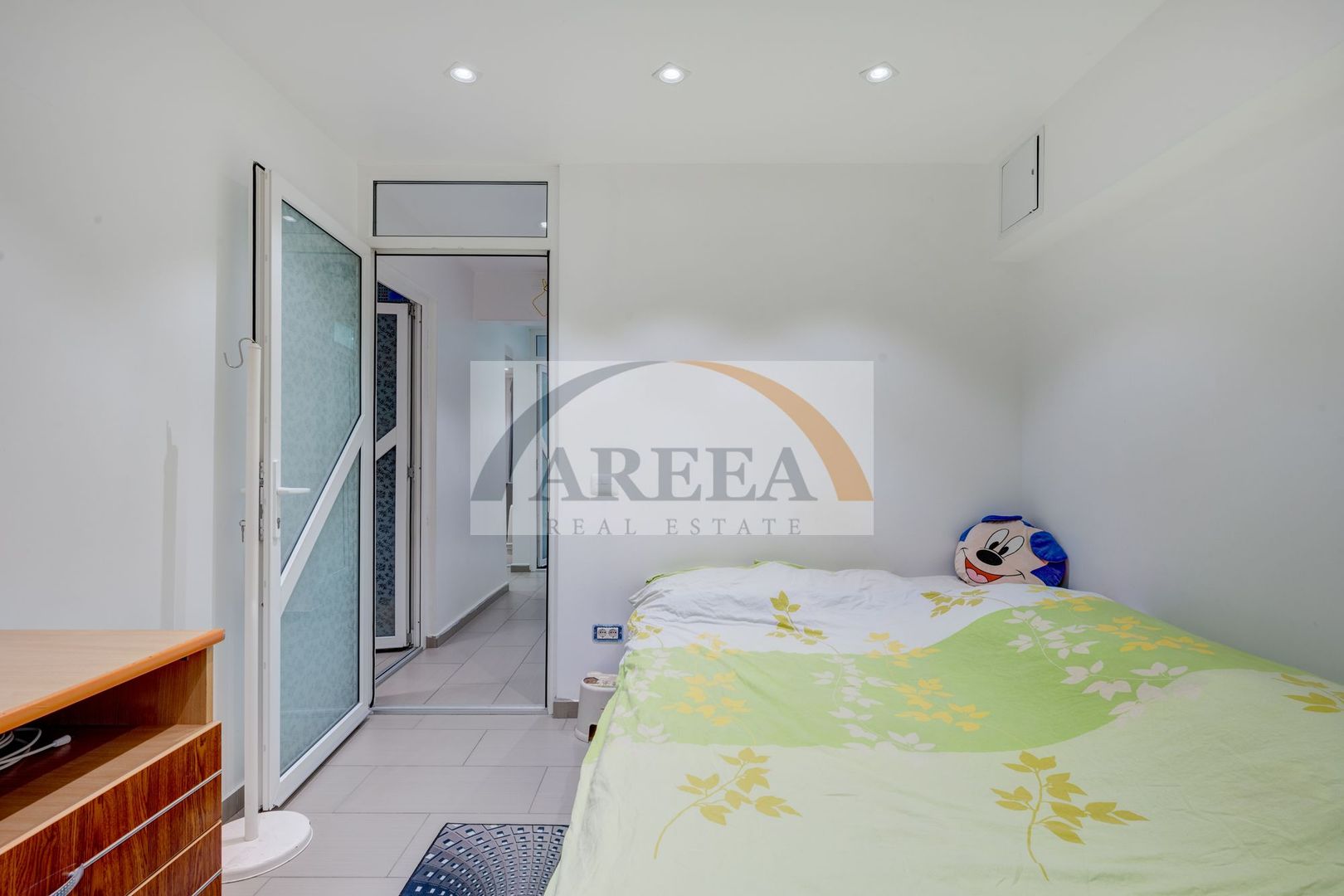 RAR SI FRUMOS - de vanzare 4 camere PREMIUM, parter/4 - Brancoveanu - Poză 11