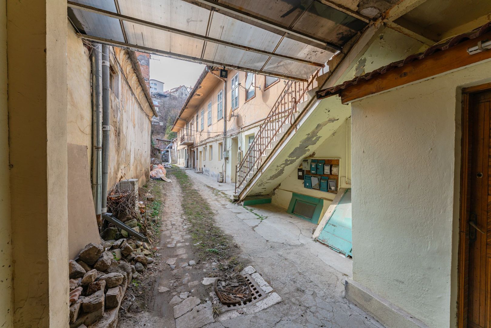 Clădire de vânzare în Brașovul Vechi | 16 camere | Potențial de dezvoltare - Poză 6