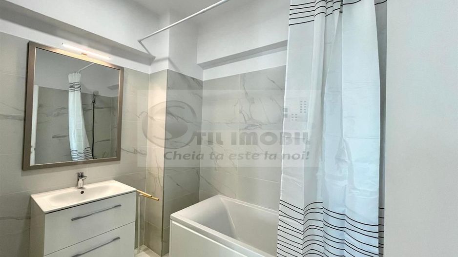 1 CAM CENTRU PALAS , PARCARE,PRIMA INCHIRIERE UNIREA TOWERS DECOMANDAT - Poză 8