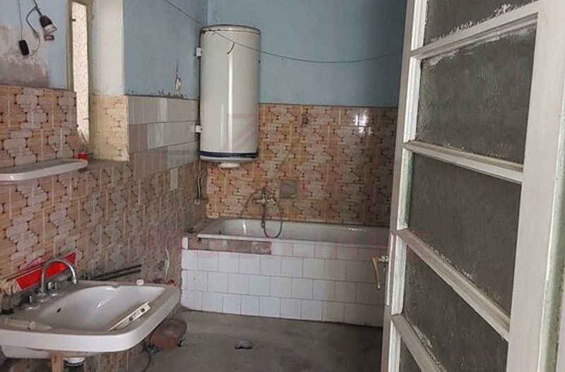 CASĂ IABLANIȚA,JUD. CARAȘ-SEVERIN - Poză 6