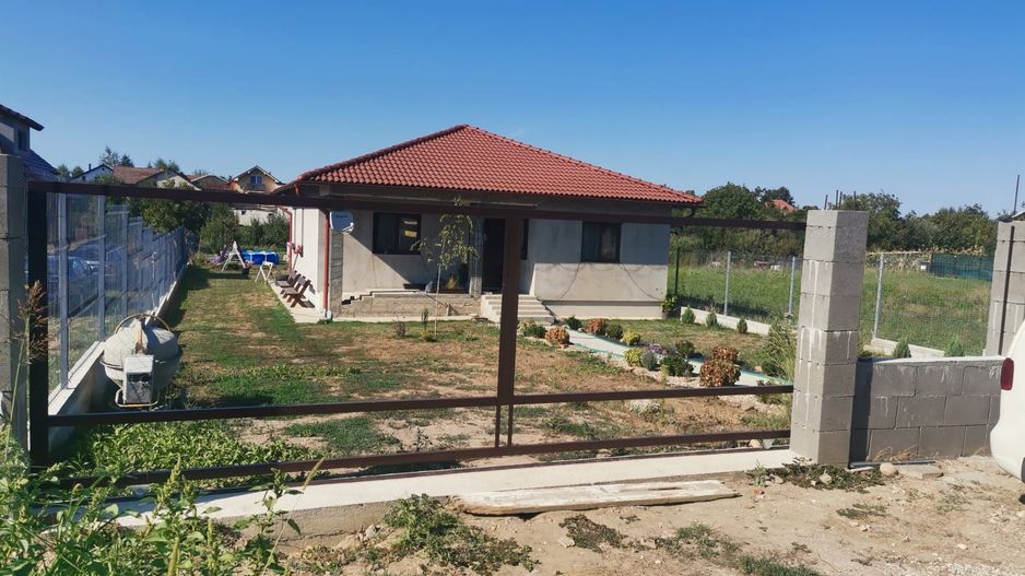 BRASADAS vinde casa 3 dormit. 120mp 13 ari 2019 Bercu Rosu. - Poză 2