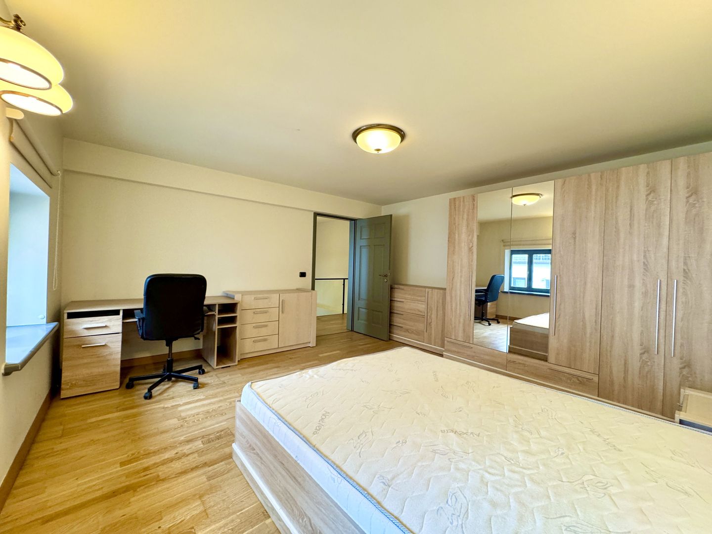 Apartament 3 camere, elegant si spațios, in Piața Unirii - Poză 20