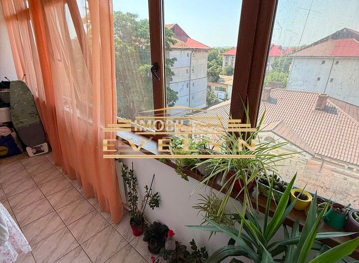 Apartament 3 camere de vânzare – Piața Mare - Poză 6