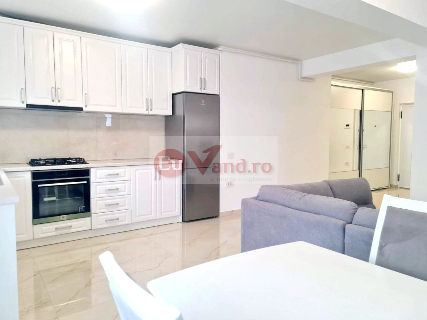 Apartament 2 camere de inchiriat – Complex rezidential Micro 17 - 560 euro - Poză 1