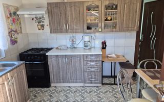 Casa Zona Cincis(Izvoarele), 3 camere, anexe, garaj, 1705mp, casa 125m - Poză 9