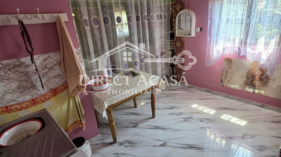 Casă cu teren de 719 mp, toate utilitățile – zona Miercurea Nirajului - Poză 13