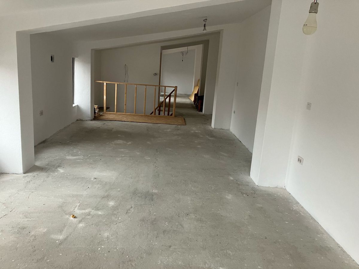 Casa Vila 6 camere || Piata Victoriei || Buzesti || Curte Libera 300Mp - Poză 33