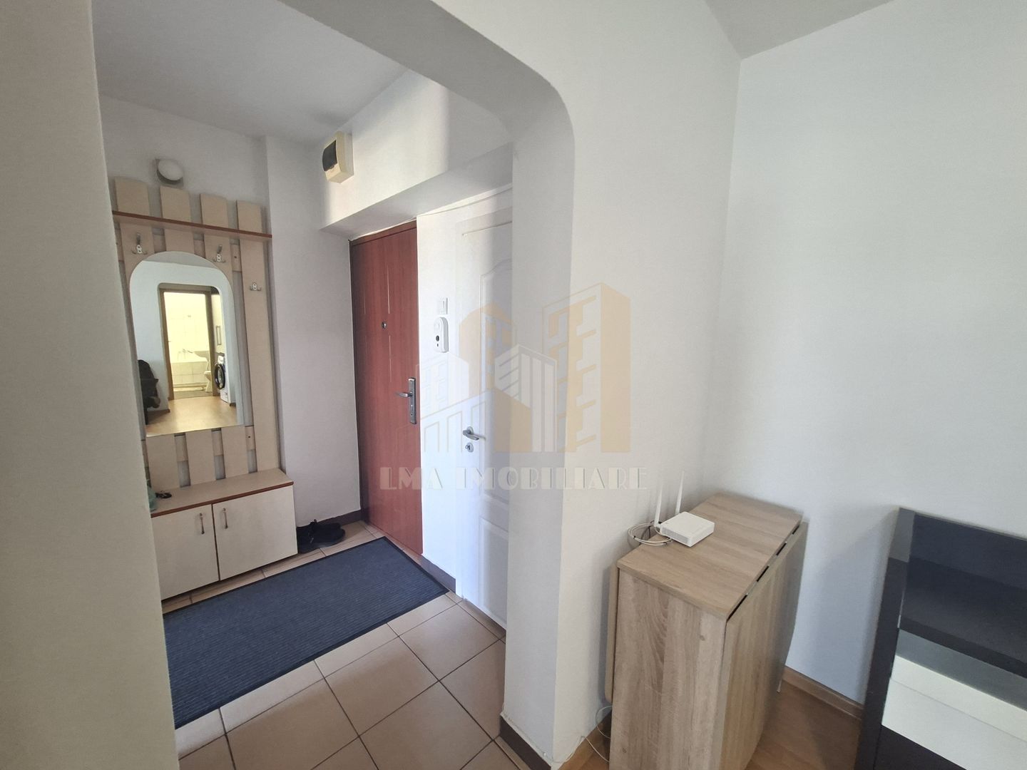 Apartament 2 camere semidecomandat Saturn  Brasov - Poză 1