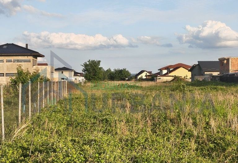 Teren intravilan Vorovesti – 2 parcele de 1000 mp, utilitati, strada Pieptanari - Poză 1