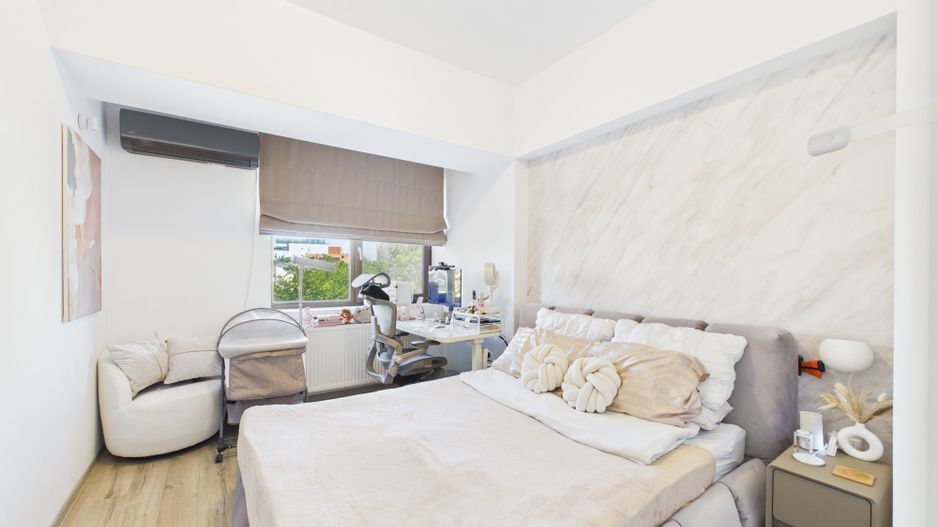Apartament cu 3 camere de vanzare, centrala proprie - Mihai Bravu - Poză 8