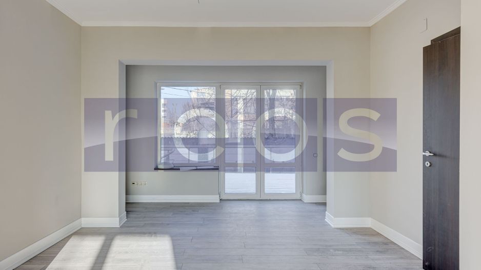 VANZARE VILA 7 CAMERE + GARAJ | 217 MP | TERASA 65 MP | ZONA BANEASA - HERASTRAU - Poză 5