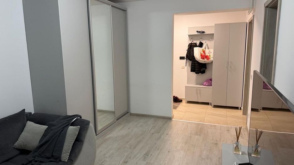 Garsoniera de vanzare- Sector 4/ Gata de mutare - Poză 2