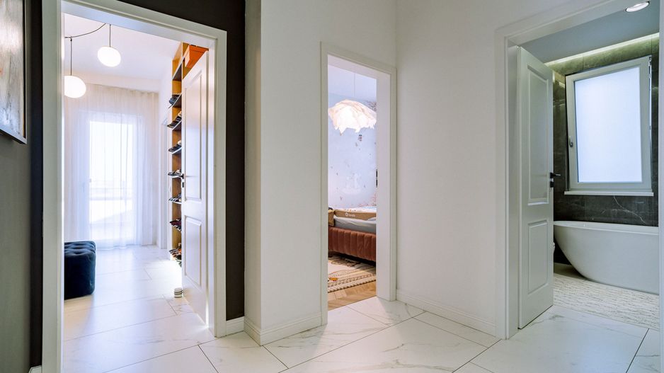 Penthouse 4 camere, ultracentral, Oradea. 800 000 E + TVA. Comision 0 - Poză 7