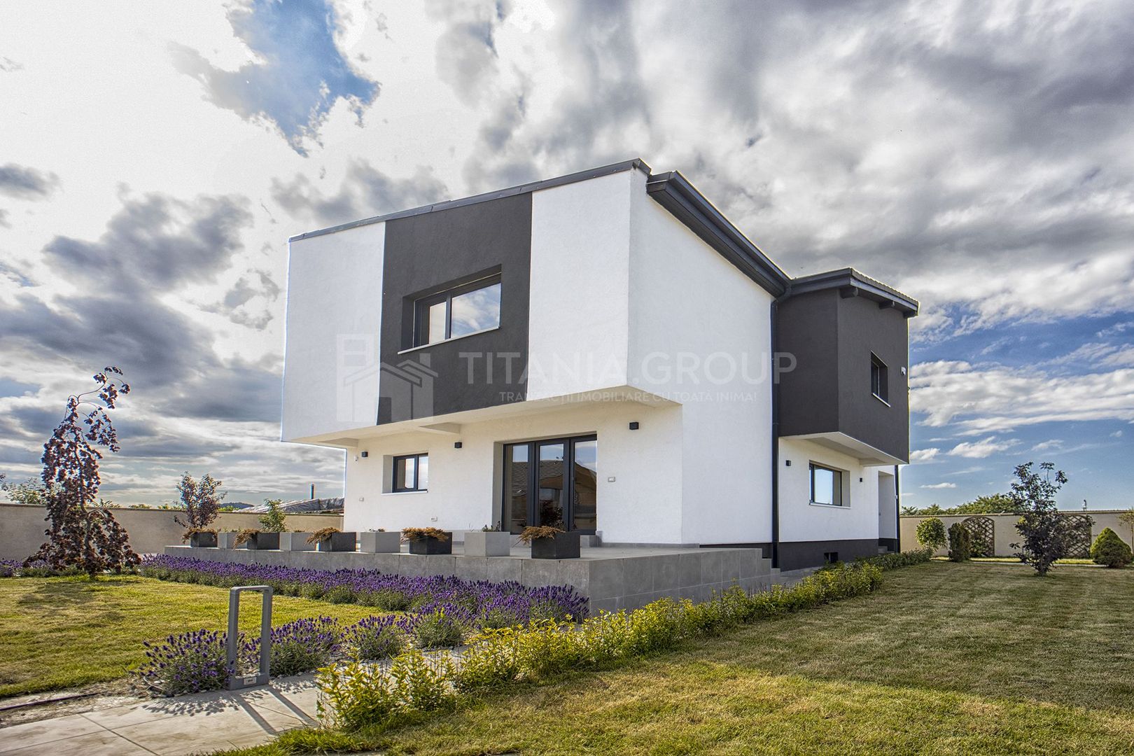 Prestigiu si eleganta! Proprietate de LUX, cu garaj si piscina -Harman - Poză 2