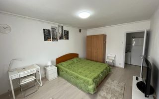 🏢 De închiriat: Garsonieră deosebită în Zona Tineretului - Poză 2